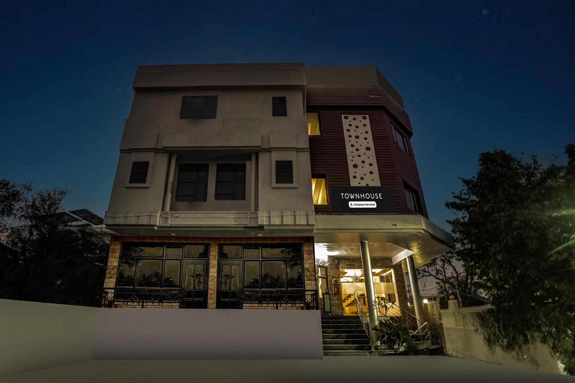 Super Townhouse Sikar Road Jaipur Formerly Hotel Aroma Inn المظهر الخارجي الصورة